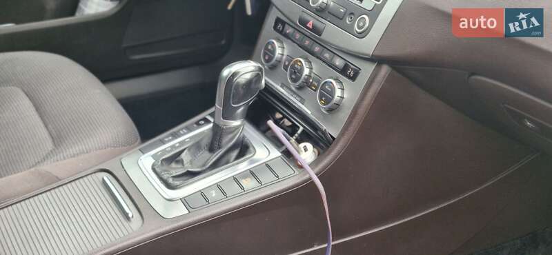 Седан Volkswagen Passat 2012 в Львове фото 13 Седан Volkswagen Passat 2012 в Львове