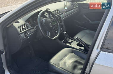 Седан Volkswagen Passat 2013 в 