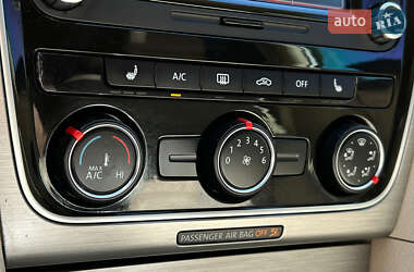 Седан Volkswagen Passat 2014 в 