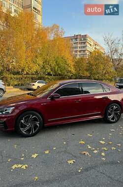 Седан Volkswagen Passat 2016 в 