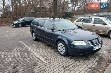 Универсал Volkswagen Passat 2004 в 