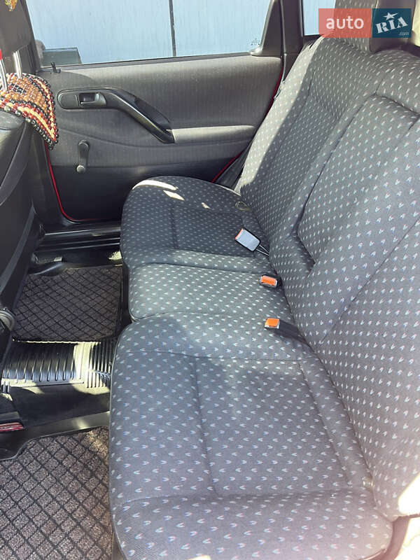 Универсал Volkswagen Passat 1995 в Львове