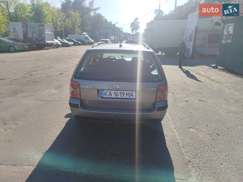 Універсал Volkswagen Passat 2003 в Києві