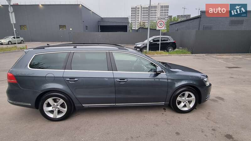 Універсал Volkswagen Passat 2011 в Києві
