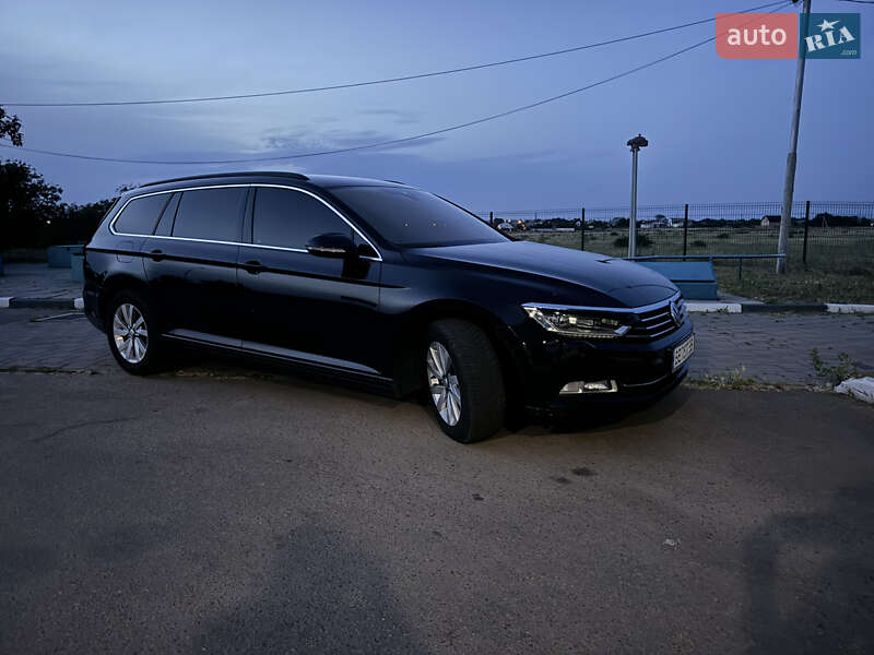 Універсал Volkswagen Passat 2015 в Миколаєві