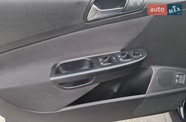 Седан Volkswagen Passat 2009 в 
