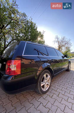 Універсал Volkswagen Passat 2001 в 