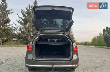 Універсал Volkswagen Passat 2012 в 
