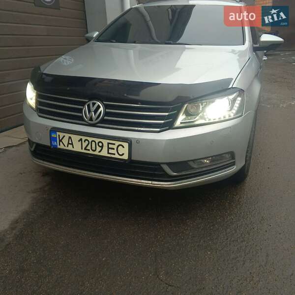 Универсал Volkswagen Passat 2012 в 