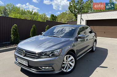 Седан Volkswagen Passat 2018 в Харкові