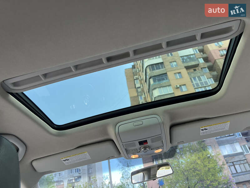 Седан Volkswagen Passat 2018 в Харькове