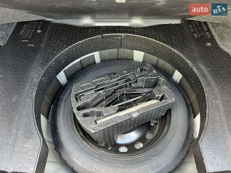 Седан Volkswagen Passat 2018 в Харькове