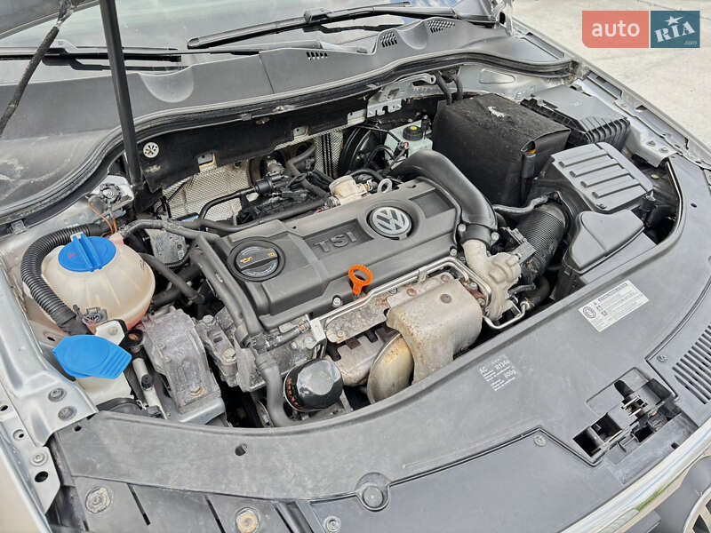 Універсал Volkswagen Passat 2010 в Вінниці