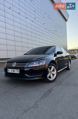 Седан Volkswagen Passat 2011 в 
