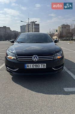 Седан Volkswagen Passat 2011 в 