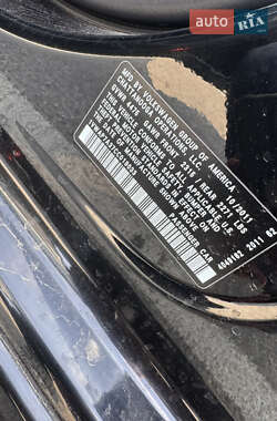 Седан Volkswagen Passat 2011 в 