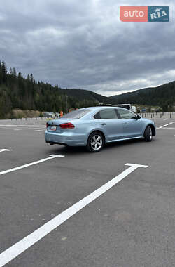 Седан Volkswagen Passat 2012 в 