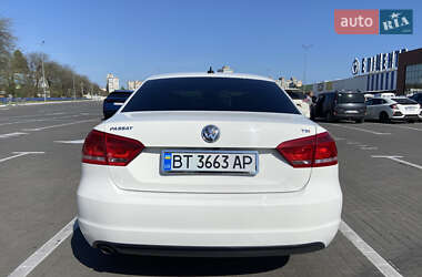 Седан Volkswagen Passat 2015 в 