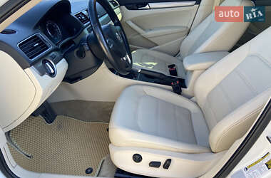 Седан Volkswagen Passat 2015 в 