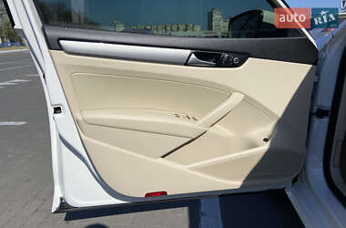 Седан Volkswagen Passat 2015 в 