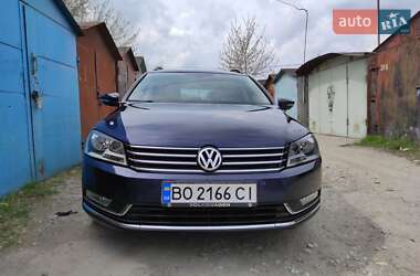 Універсал Volkswagen Passat 2011 в 
