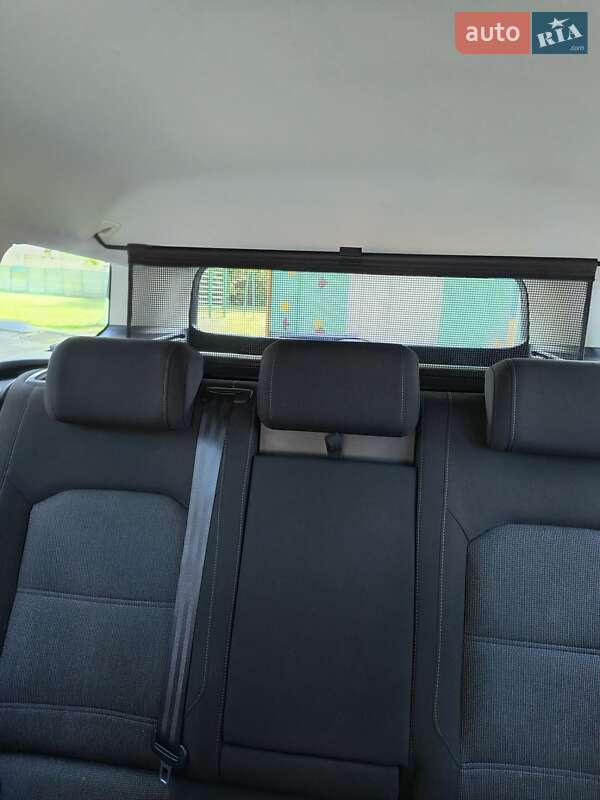 Универсал Volkswagen Passat 2017 в Полтаве