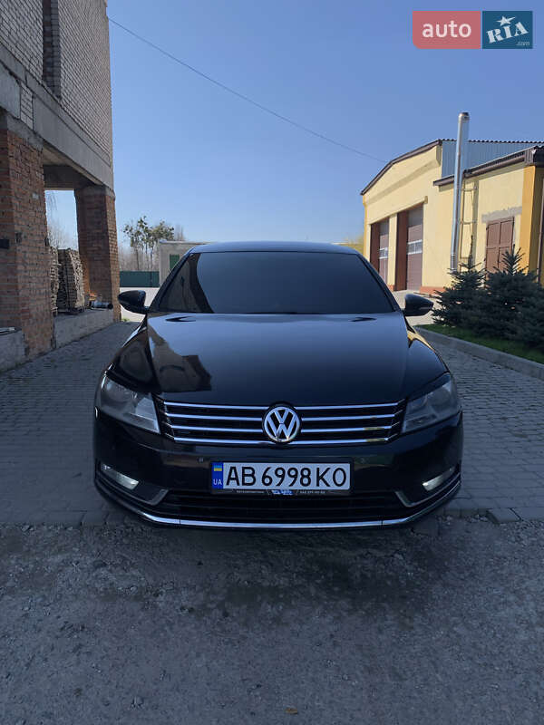 Volkswagen Passat 2011