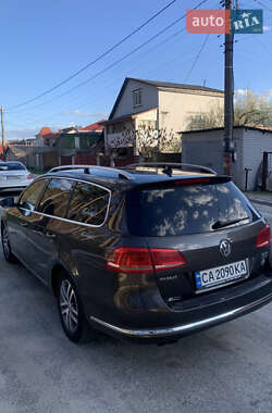 Універсал Volkswagen Passat 2012 в 