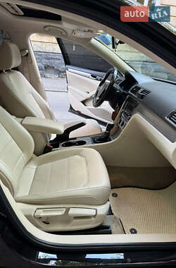 Седан Volkswagen Passat 2015 в 