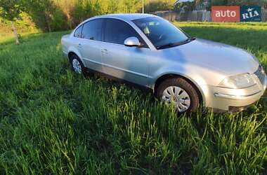 Седан Volkswagen Passat 2004 в Краматорську