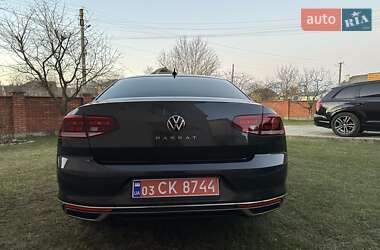 Седан Volkswagen Passat 2021 в 