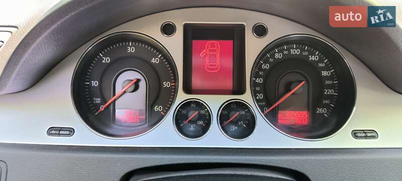 Универсал Volkswagen Passat 2008 в Ровно