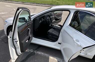 Седан Volkswagen Passat 2016 в 