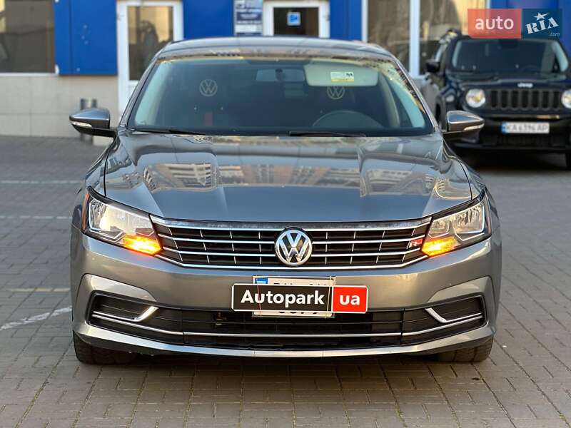 Седан Volkswagen Passat 2016 в Одесі