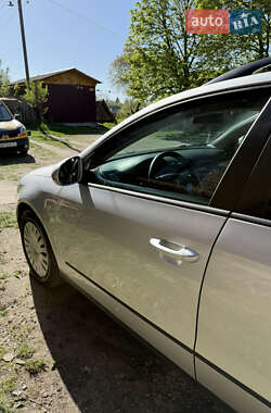 Універсал Volkswagen Passat 2009 в 
