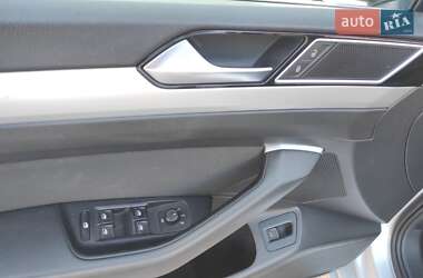 Универсал Volkswagen Passat 2015 в 