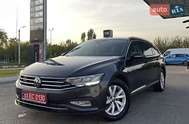 Універсал Volkswagen Passat 2020 в Дубні