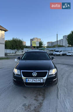 Універсал Volkswagen Passat 2010 в 