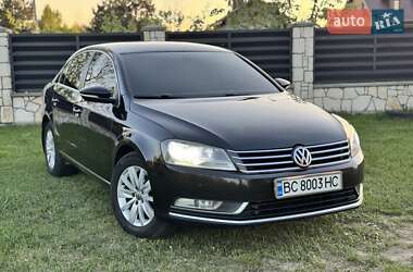 Седан Volkswagen Passat 2011 в 