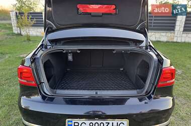 Седан Volkswagen Passat 2011 в 