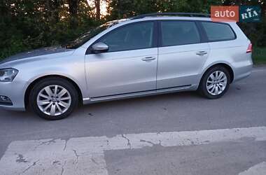 Універсал Volkswagen Passat 2011 в  фото 2 Універсал Volkswagen Passat 2011 в