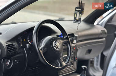 Універсал Volkswagen Passat 2002 в 