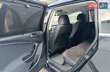 Универсал Volkswagen Passat 2010 в 