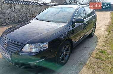 Универсал Volkswagen Passat 2010 в 