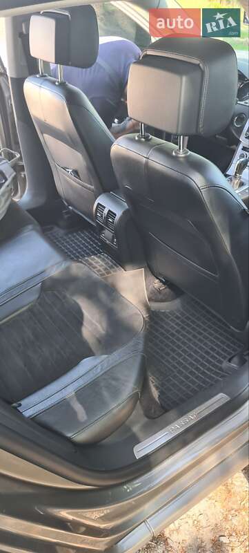 Седан Volkswagen Passat 2014 в Кременчуці