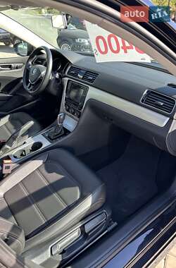Седан Volkswagen Passat 2018 в 