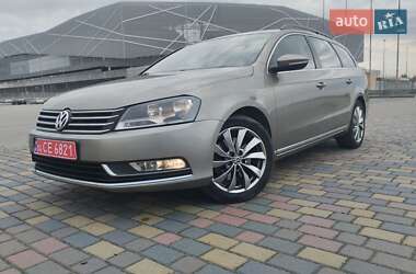 Універсал Volkswagen Passat 2012 в 