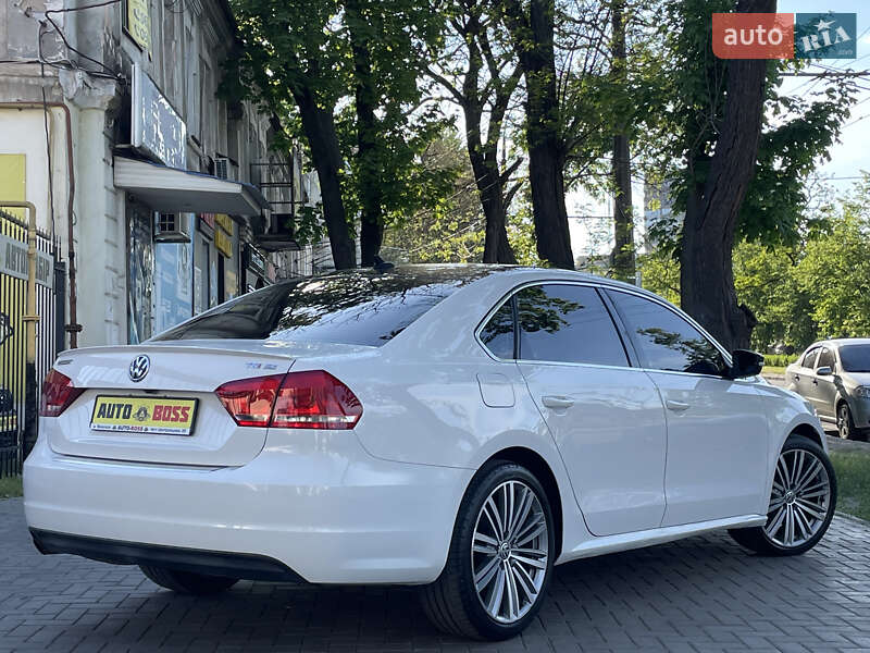 Седан Volkswagen Passat 2014 в Миколаєві