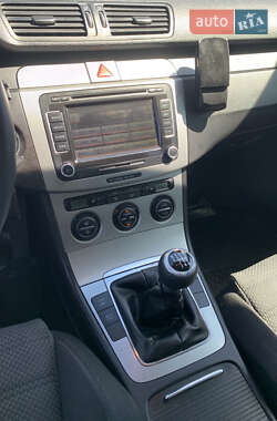 Универсал Volkswagen Passat 2007 в 