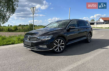 Універсал Volkswagen Passat 2020 в Львові